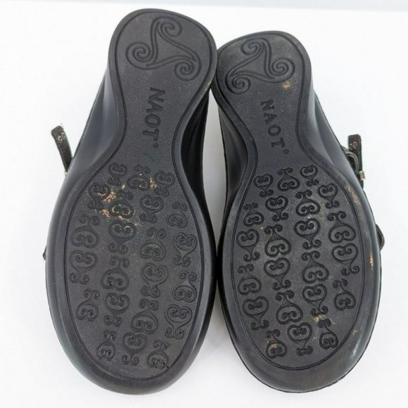 Naot Karaoke Wedge Sandal 37 6 Metallic Bronze Gold Strappy Side Buckle Open Toe - Picture 10 of 13